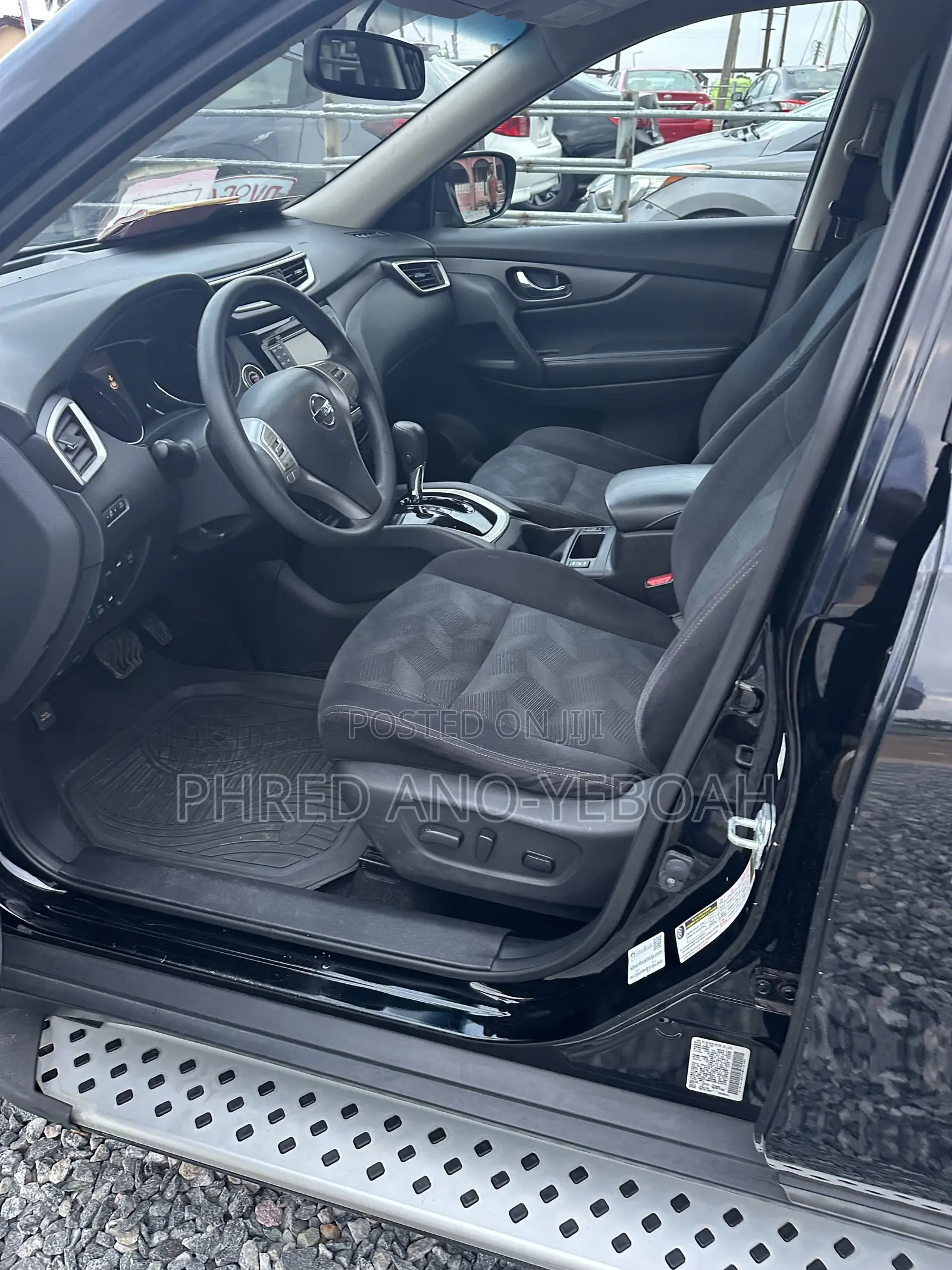 Nissan Rogue SV AWD 2017 Black