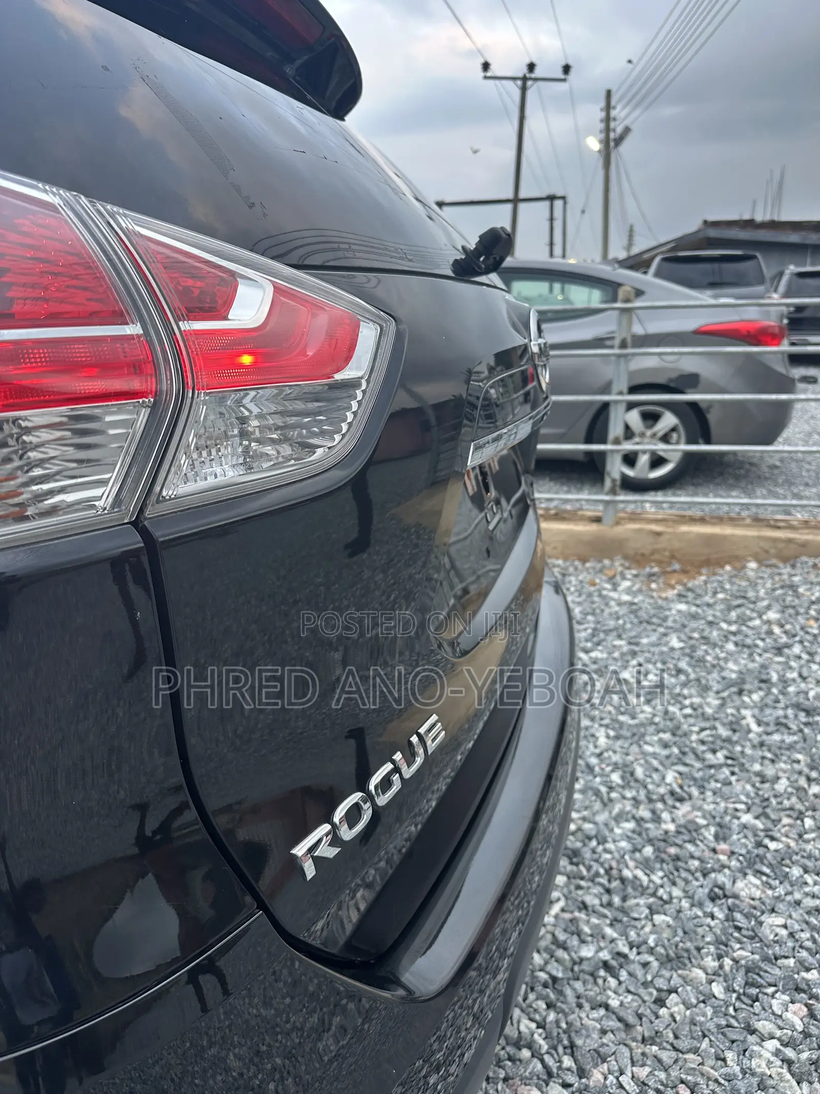 Nissan Rogue SV AWD 2017 Black