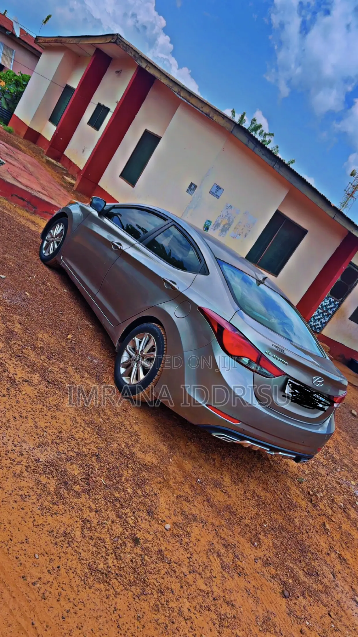 Hyundai Elantra Limited 4dr Sedan (1.8L 4cyl 6A) 2015 Gray