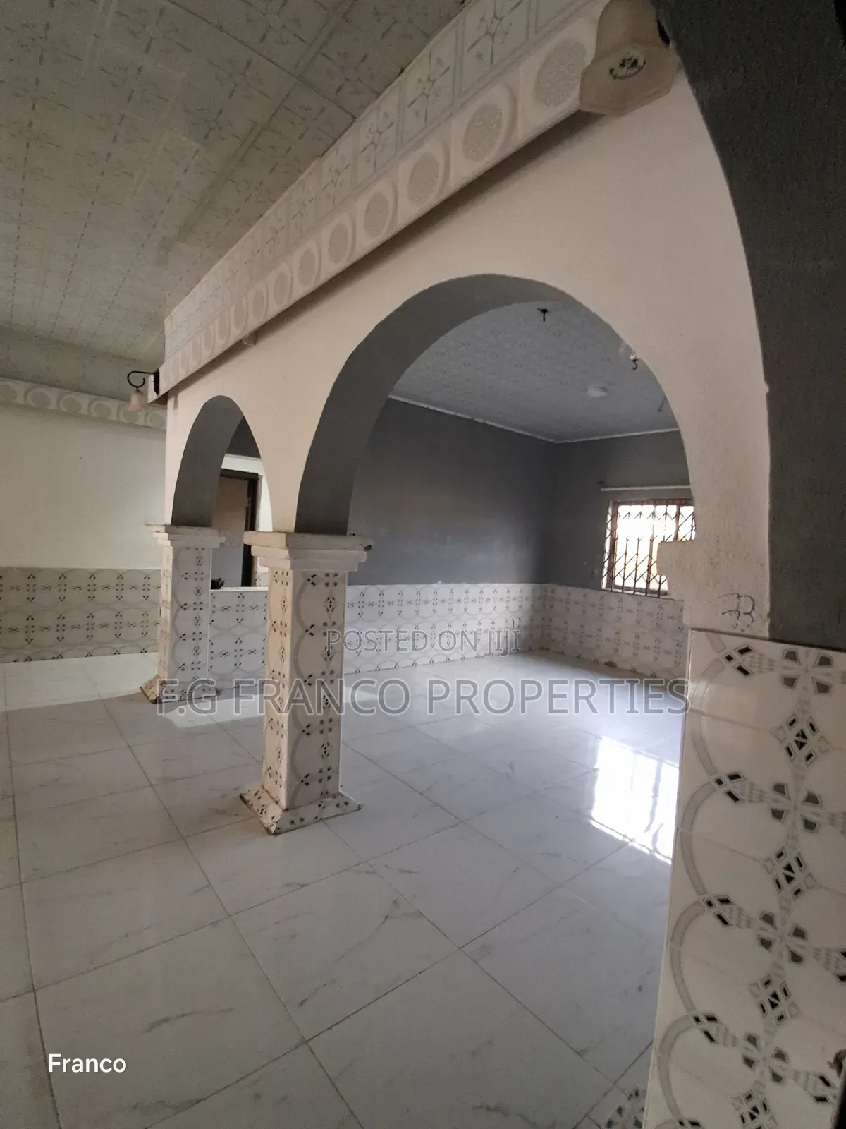 4bdrm House in Kg Franco Properties, Baatsona Total for sale