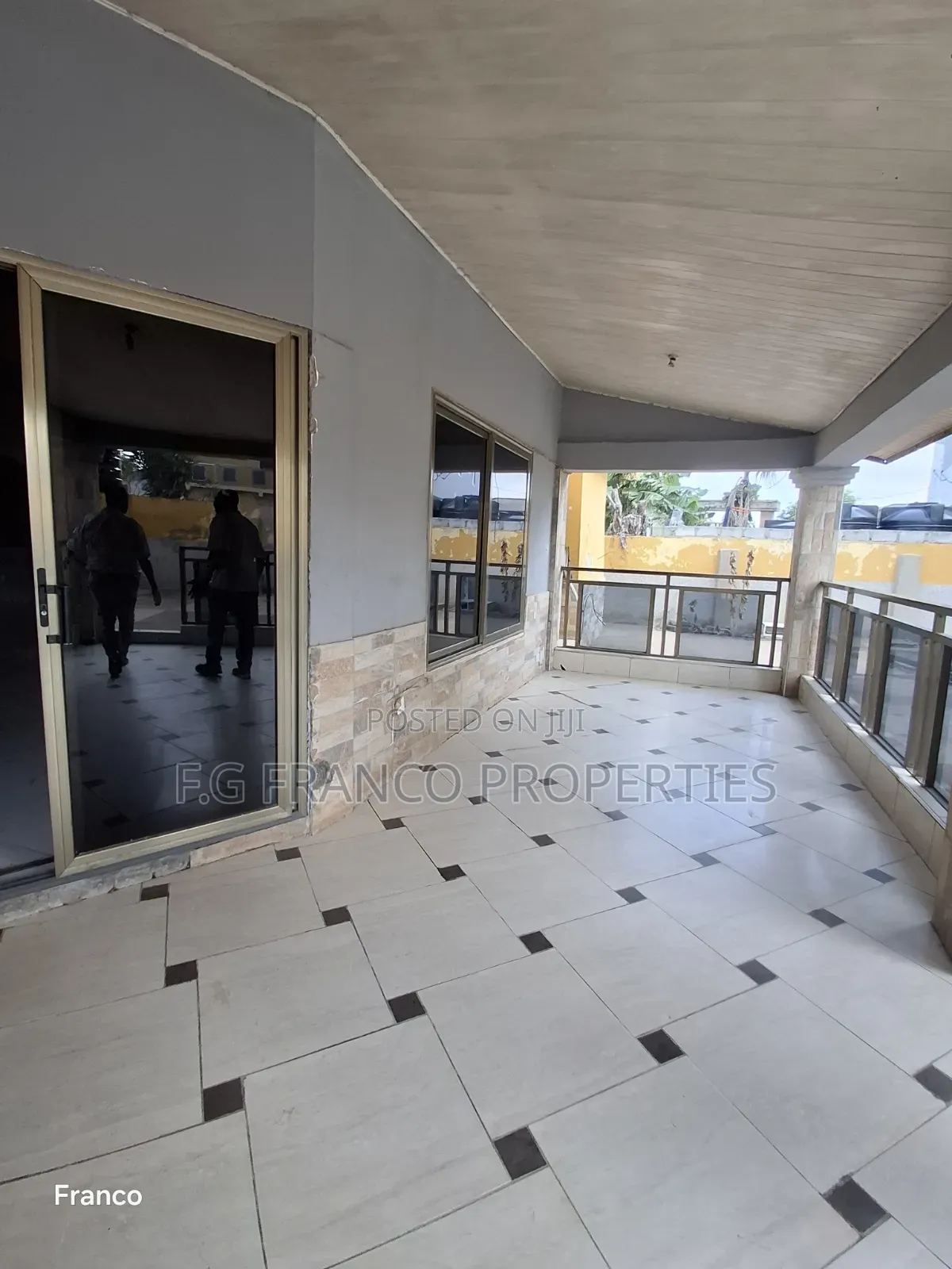 4bdrm House in Kg Franco Properties, Baatsona Total for sale