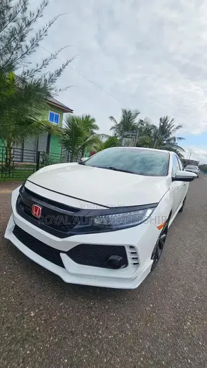 Honda Civic EX 4dr Hatchback (1.5L 4cyl) 2017 White