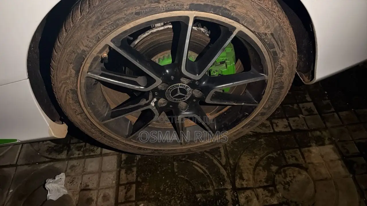 Brand New Benz Rim Lb