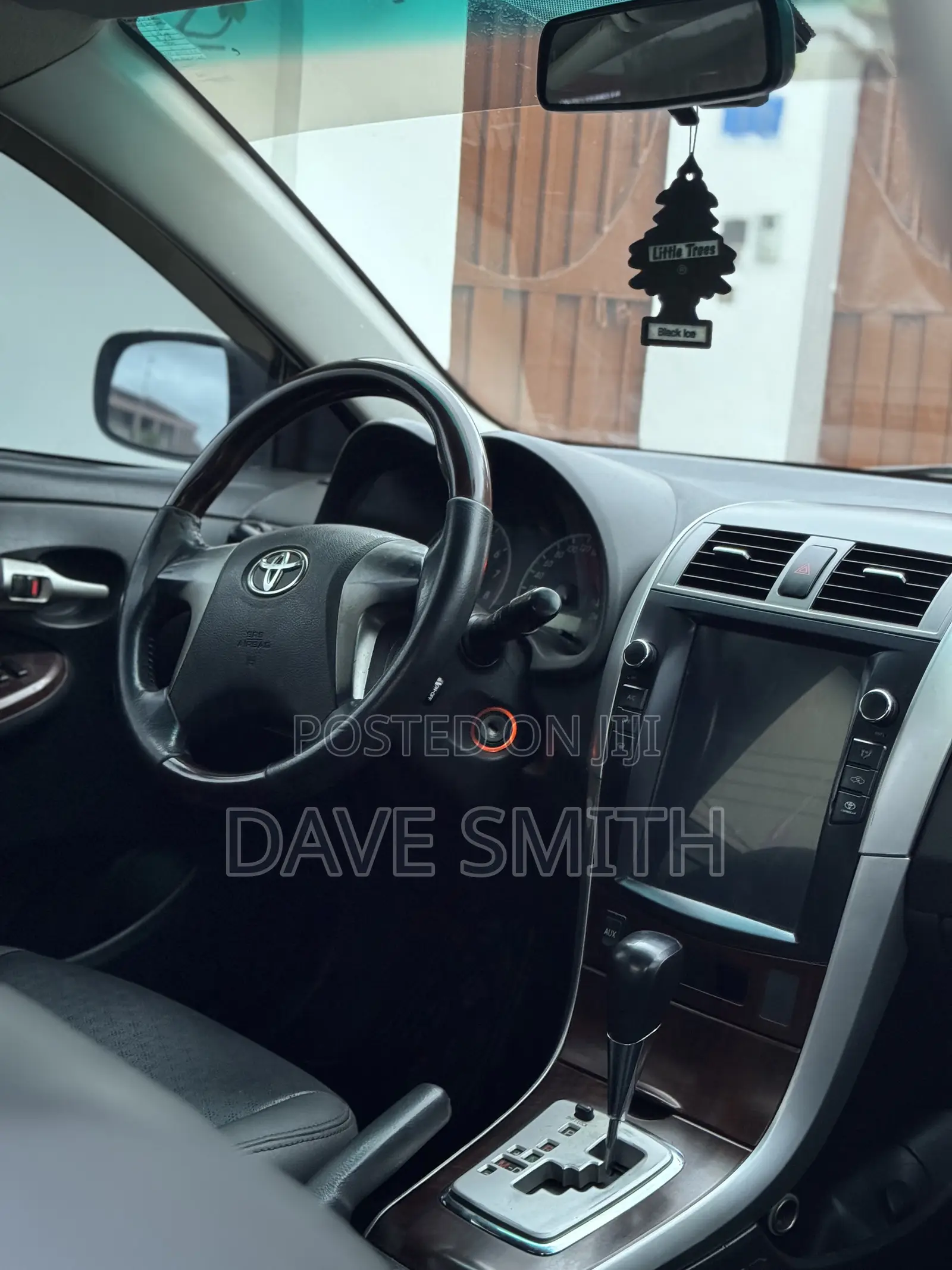 Toyota Corolla Altis 2012 White
