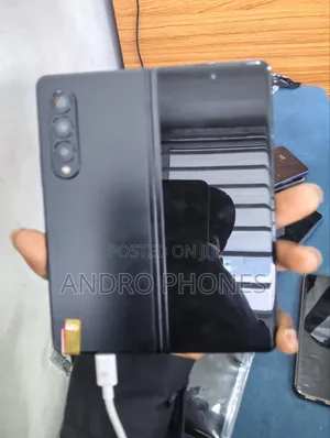 New Samsung Galaxy Z Fold 3 256 GB Black