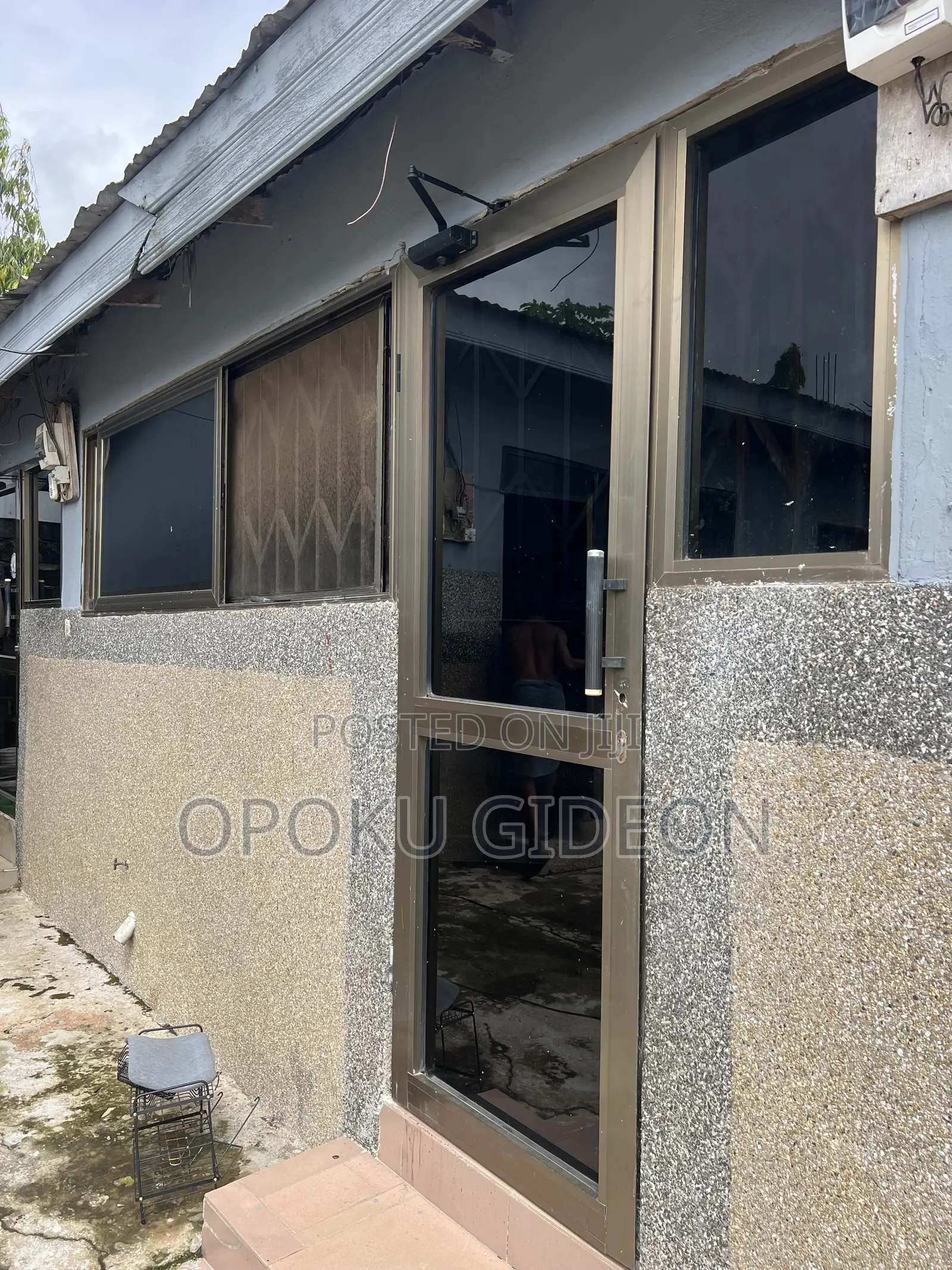 1bdrm Room & Parlour in Canada, Olebu for rent