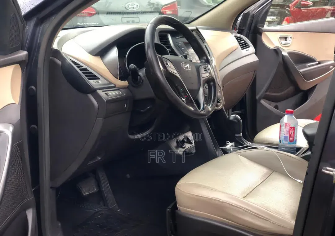 Hyundai Santa Fe 2015 Gray
