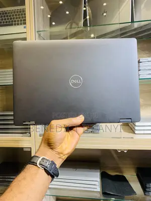 Laptop Dell Latitude 5300 2-in-1 8GB Intel Core i5 SSD 256GB