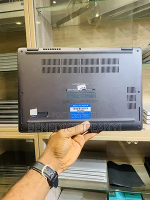 Laptop Dell Latitude 5300 2-in-1 8GB Intel Core i5 SSD 256GB