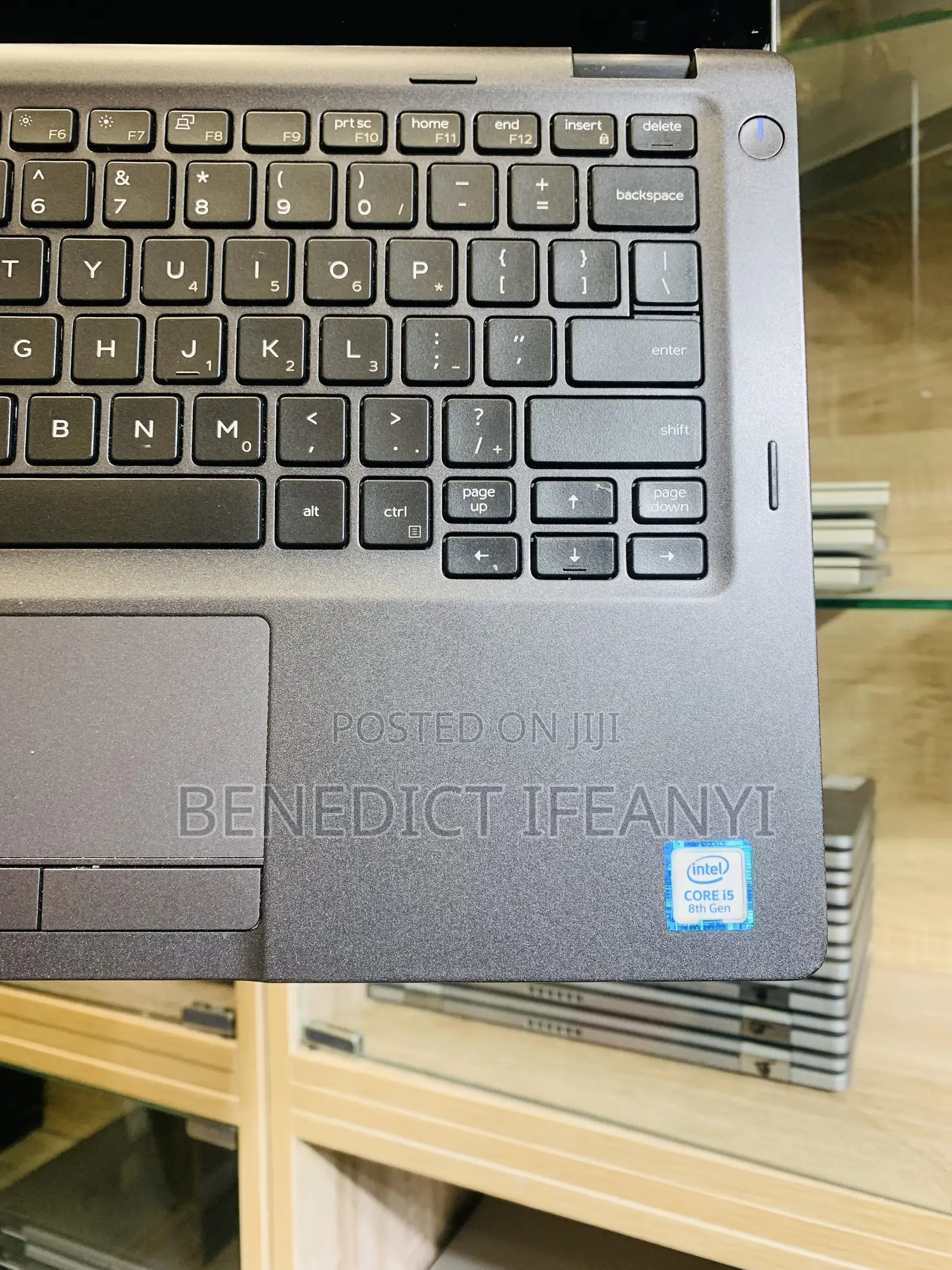 Laptop Dell Latitude 5300 2-in-1 8GB Intel Core i5 SSD 256GB
