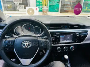 Toyota Corolla 2016 Silver