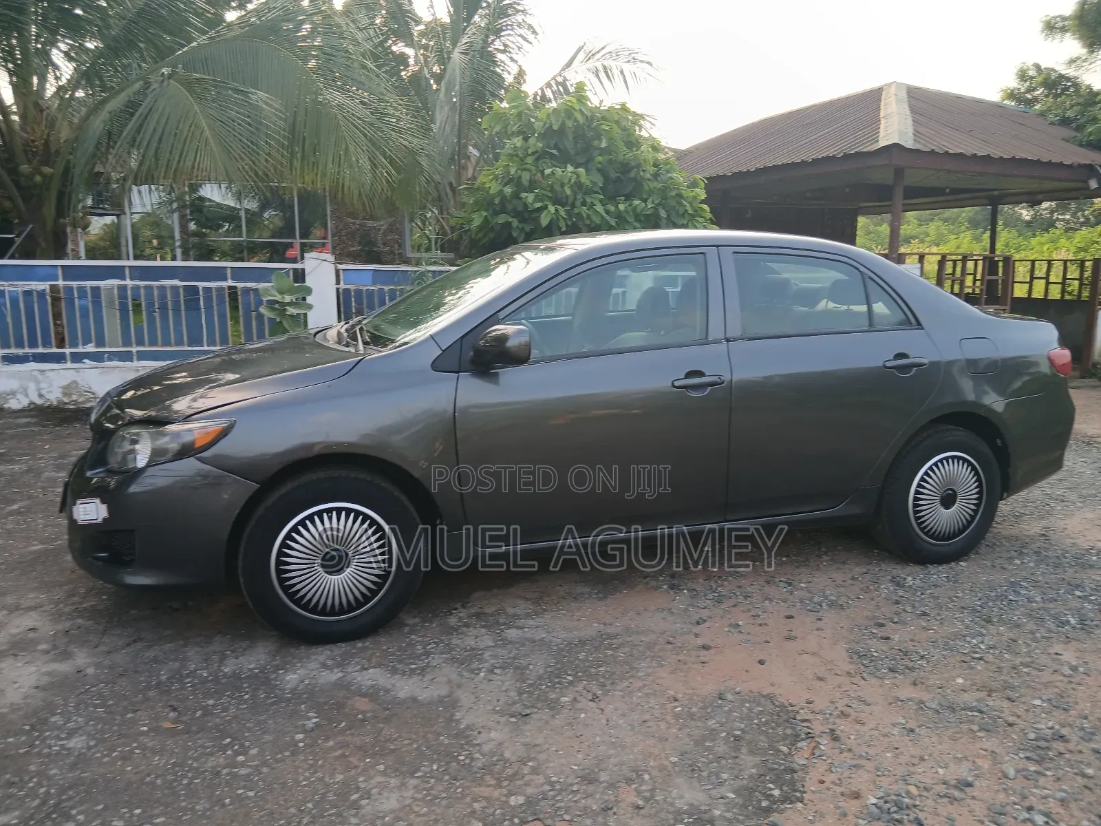 Toyota Regius 2010 Grey