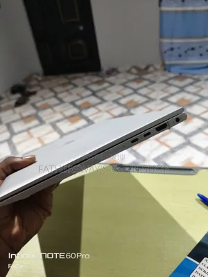 Laptop HP EliteBook 840 G7 8GB Intel Core i5 SSD 256GB