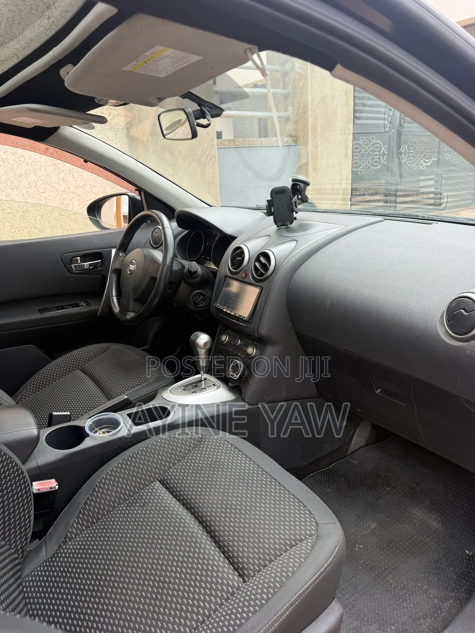 Nissan Dualis 2011 Black