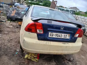 Honda Civic 1.6i LS 2005 Yellow