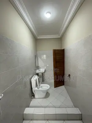 1bdrm Apartment in Mr Justice Estates, West Hills Mall Area for rent