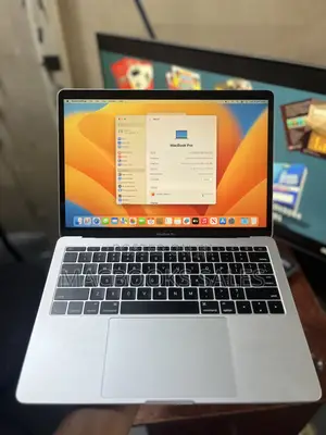 Laptop Apple MacBook Pro 2017 8GB Intel Core i5 SSD 128GB