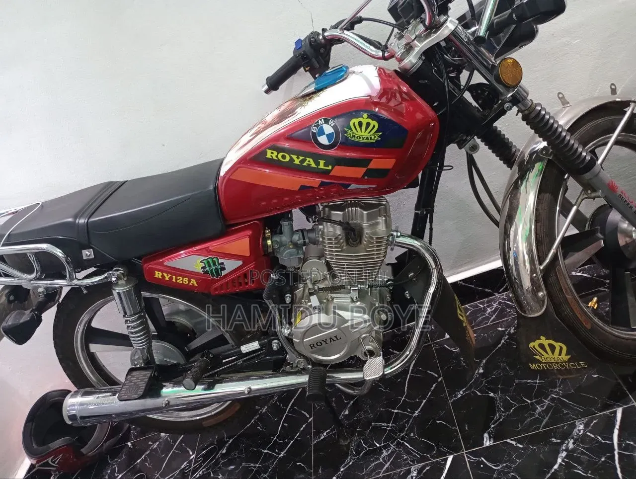New Royal RY125 2026 Red