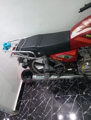 New Royal RY125 2026 Red