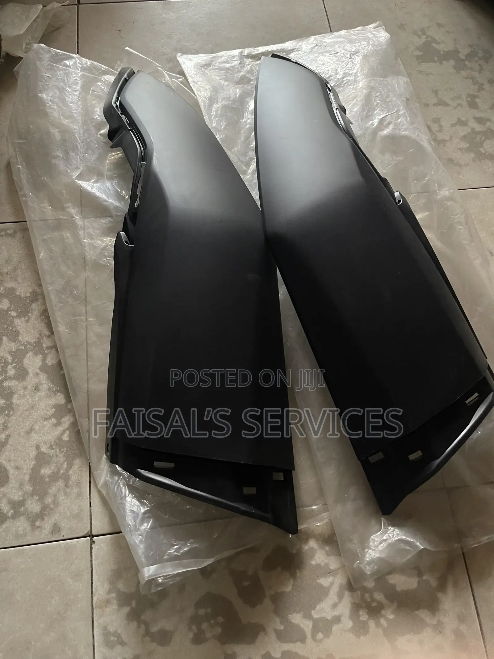 Honda Cr-v 15 16 Bumper Ends Pair