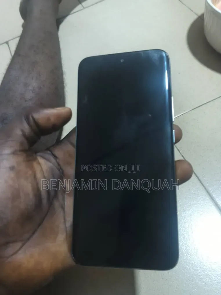 Tecno Spark 40 Pro+ 128 GB Silver