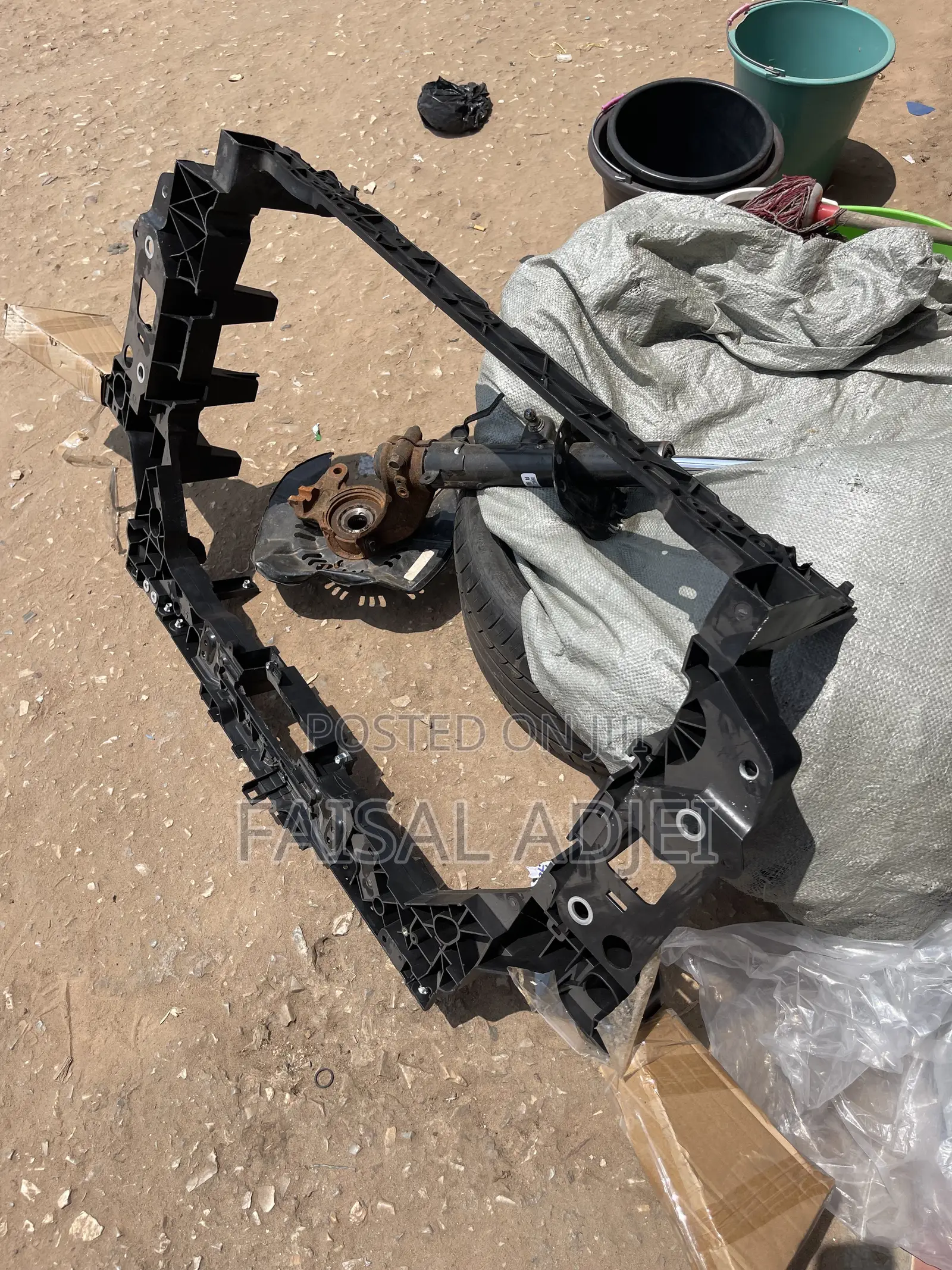 Cr-v 17 Radiator Support