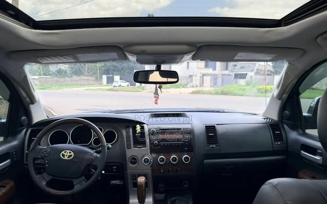 Toyota Tundra 2013 Black