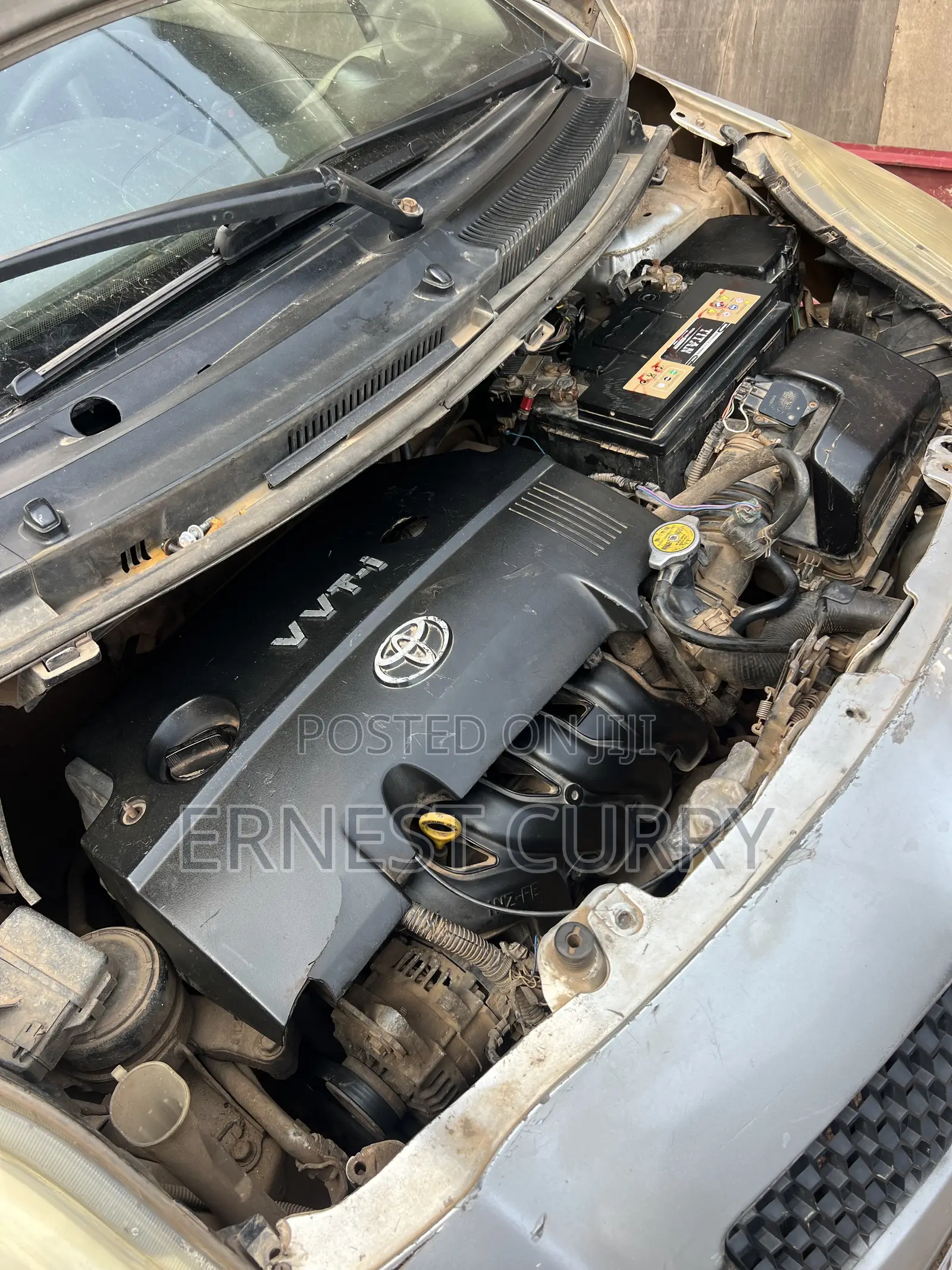 Toyota Vitz 1.3 AWD 5dr 2010 Gray