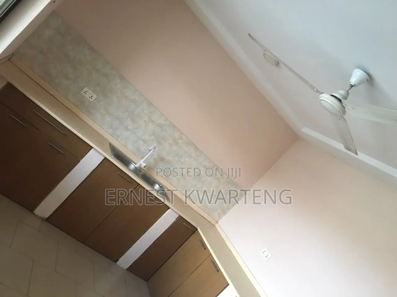 2bdrm Apartment in Super Elite Estate, Lapaz for rent