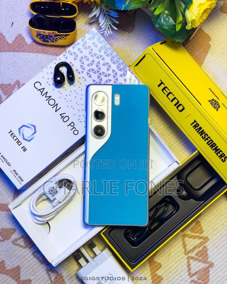 New Tecno Camon 40 Pro 5G 256 GB Green