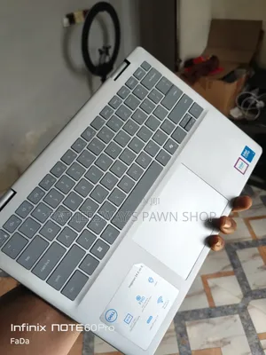 Laptop Dell Inspiron 14 7440 2-in-1 8GB Intel Core Ultra 5 SSD 256GB
