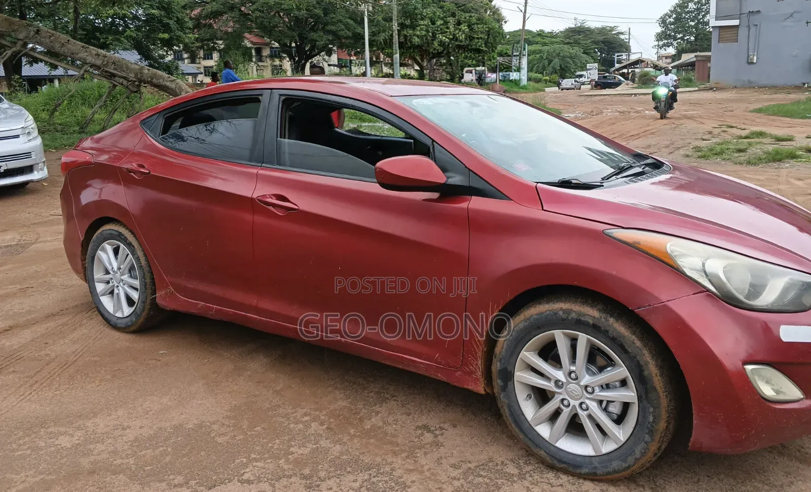 Hyundai Elantra 2013 Red
