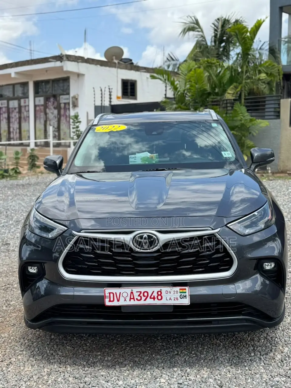 Toyota Highlander XLE 2022 Gray