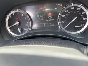Toyota Highlander XLE 2022 Gray
