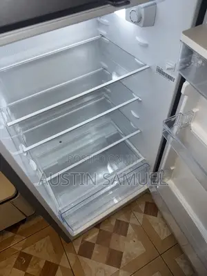 Slightly Used Hisense Refrigerator With Dispenser (217) Litres