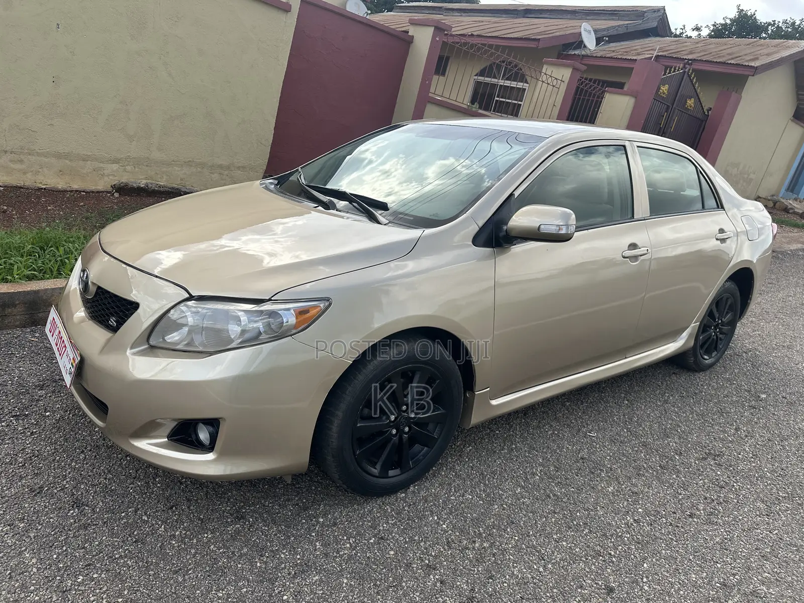 Toyota Corolla 2018 White