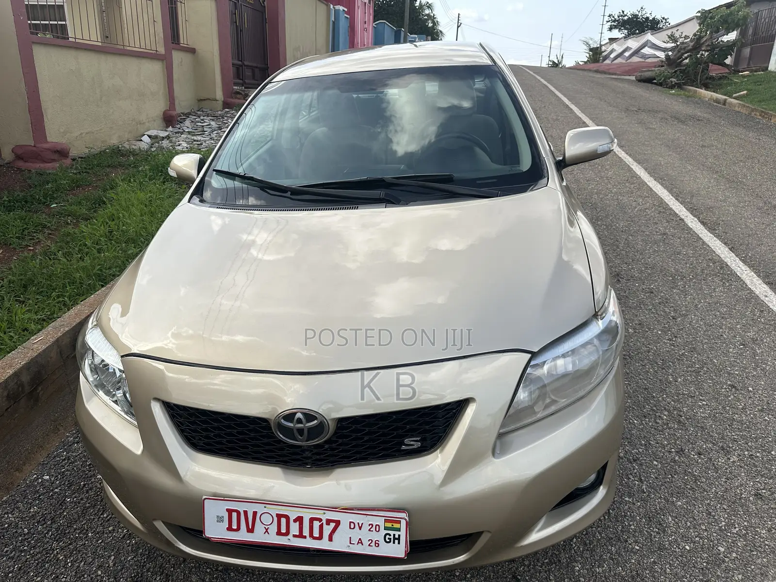 Toyota Corolla 2018 White