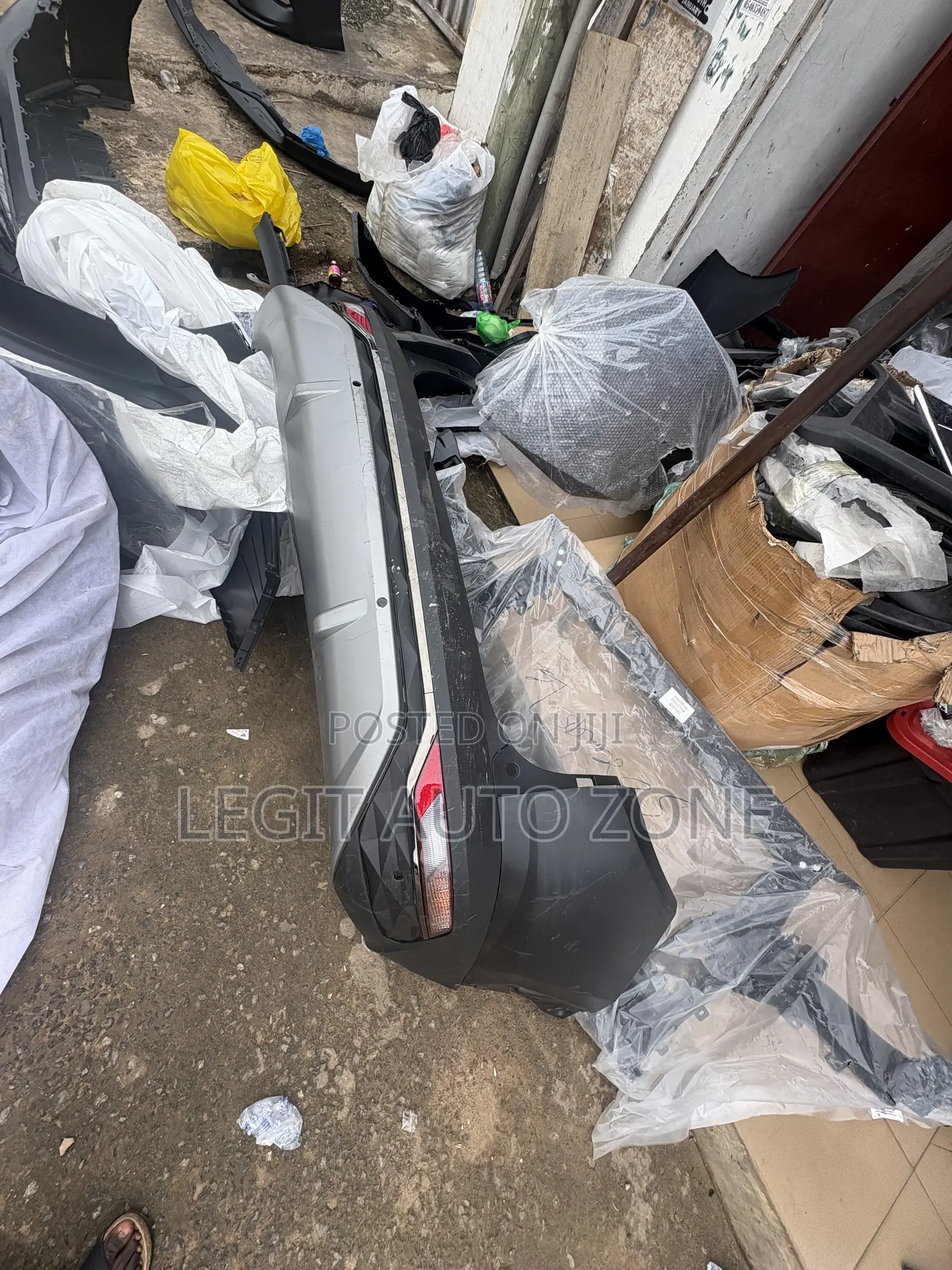 Hyundai Tucson 2022,2023,2024, Back Bumper Complete