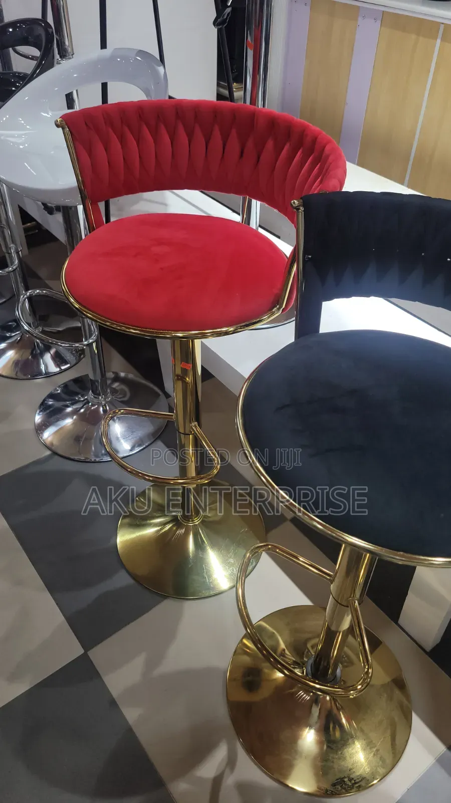Luxury Office, Saloon, Studio, Bar, Church, Canteen Chairs