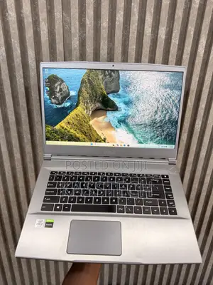 Laptop MSI 16GB Intel Core i7 SSD 512GB