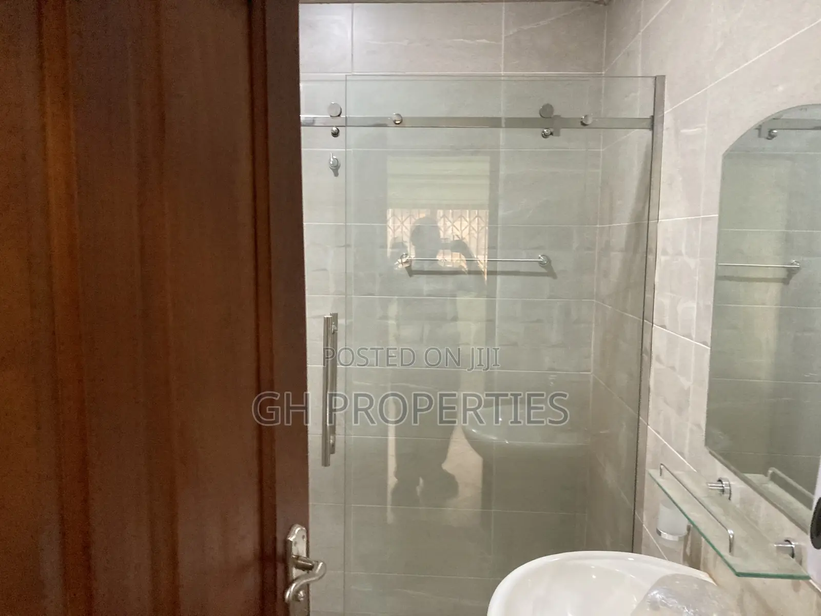 2bdrm Apartment in Daban., Kumasi Metropolitan for rent