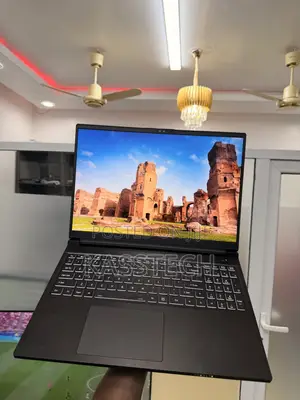 New Laptop 32GB Intel Core Ultra 9 SSD 1T