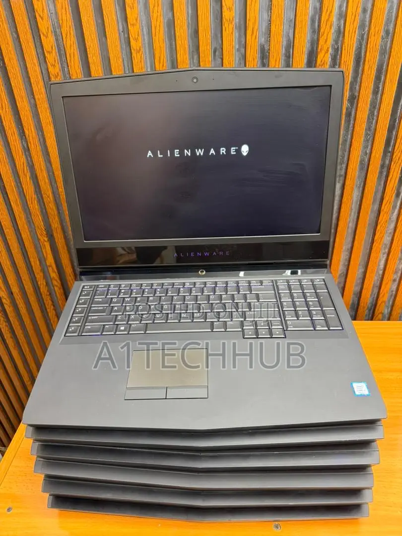 Laptop Alienware 17 R5 16GB Intel Core i9 SSD 512GB