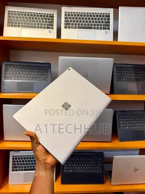 Laptop Microsoft Surface Book 2 8GB Intel Core i5 SSD 256GB