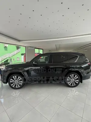 Lexus LX 600 2023