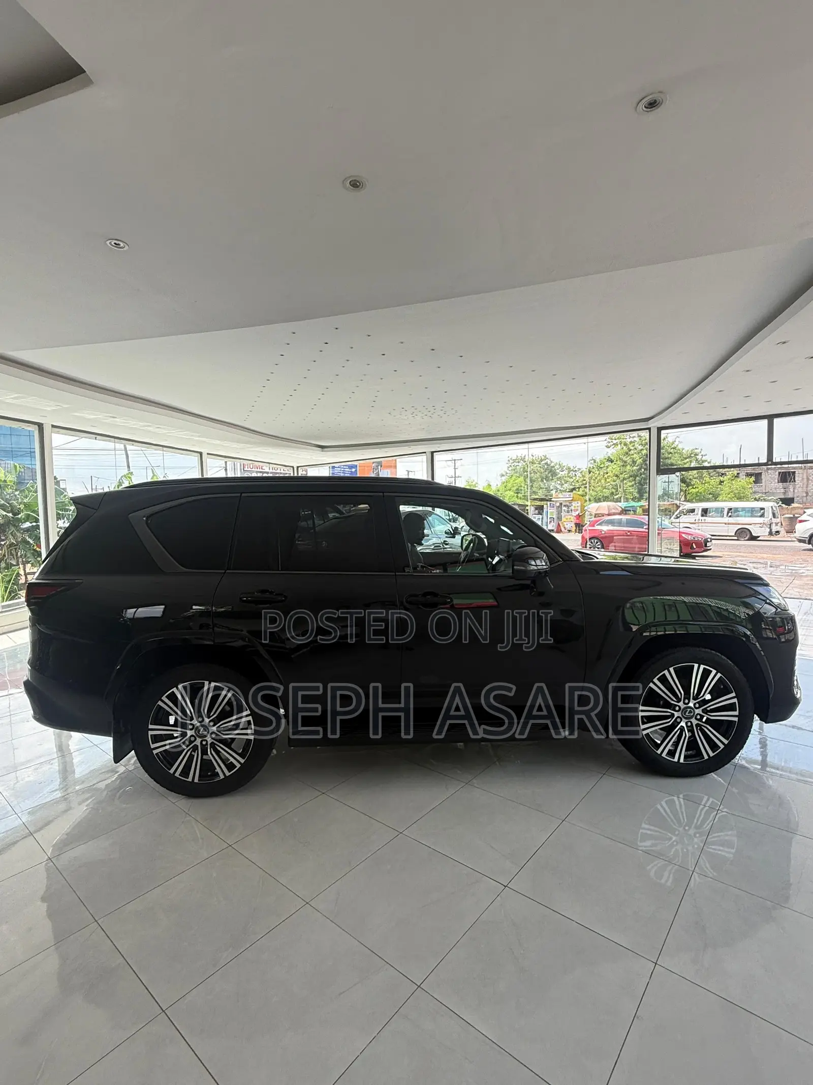 Lexus LX 600 2023