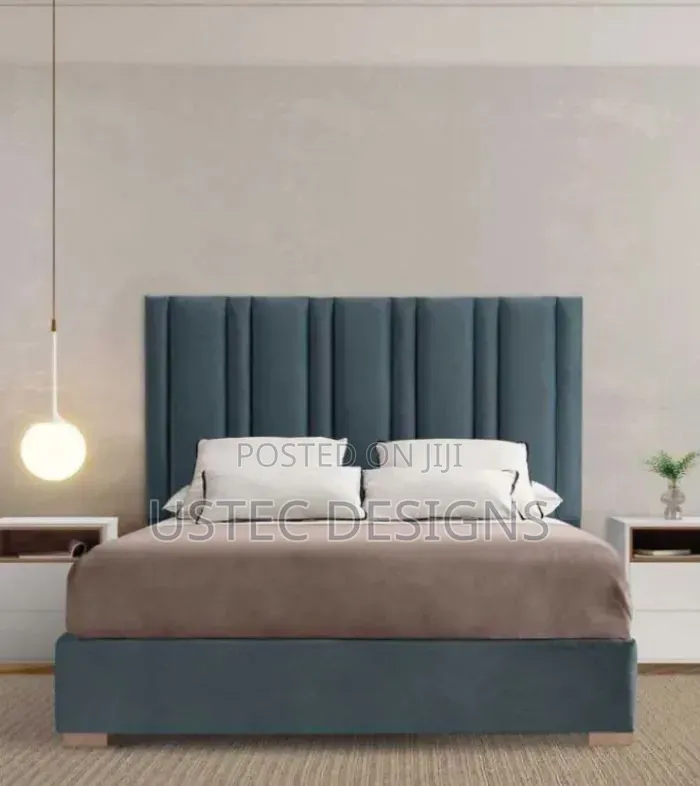 Luxury Beds With Side Drawers and Ottoman