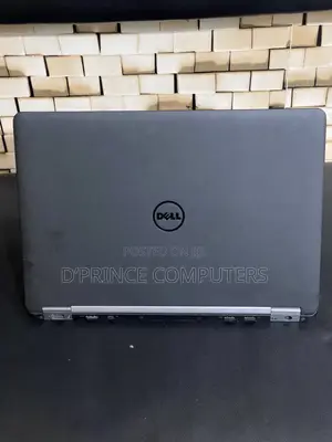 Laptop Dell Latitude 14 E7470 8GB Intel Core i7 SSD 256GB
