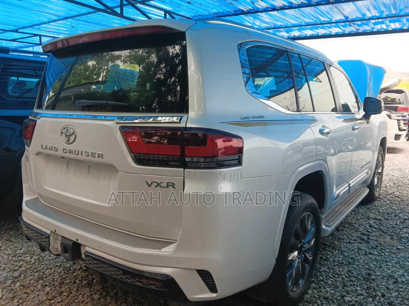 Toyota Land Cruiser Prado 2022 White