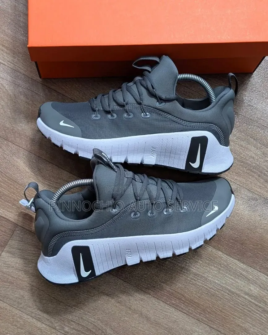 Original Nike Sneaker
